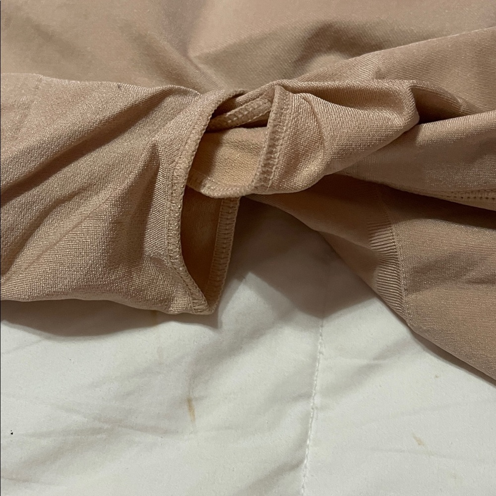 SPANX Women's NEW Oncore High Waist Mid Thigh Shaper Tummy Control in Soft Nude - Picture 5 of 5